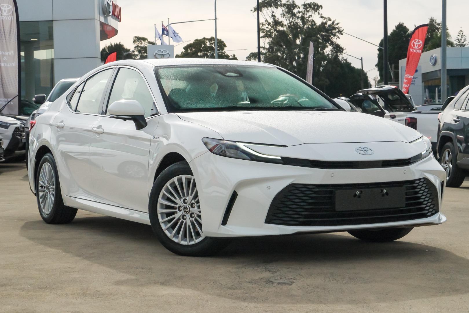2025 Toyota Camry Ascent in White