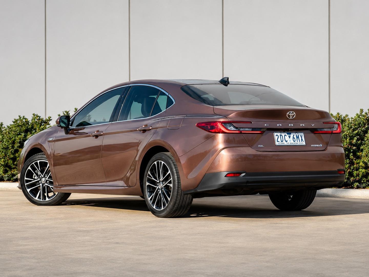 2025 Toyota Camry SL in Bronze
