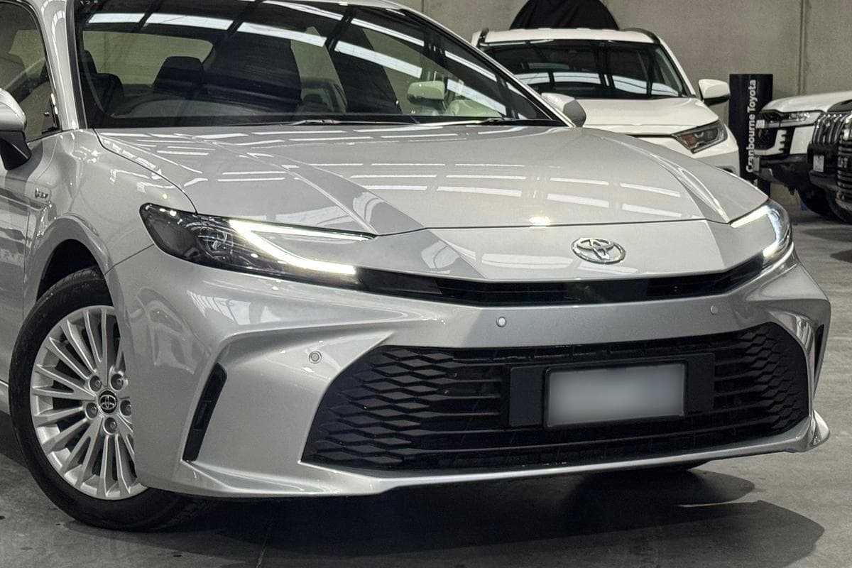 2025 Toyota Camry Ascent in Silver