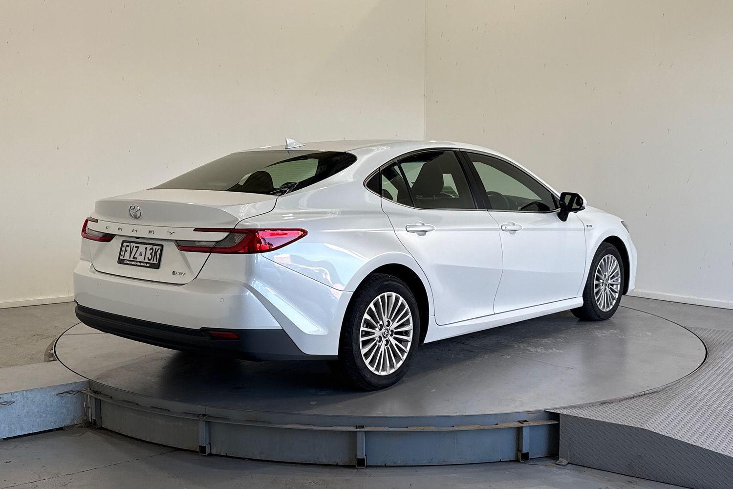 2025 Toyota Camry Ascent Sport in White