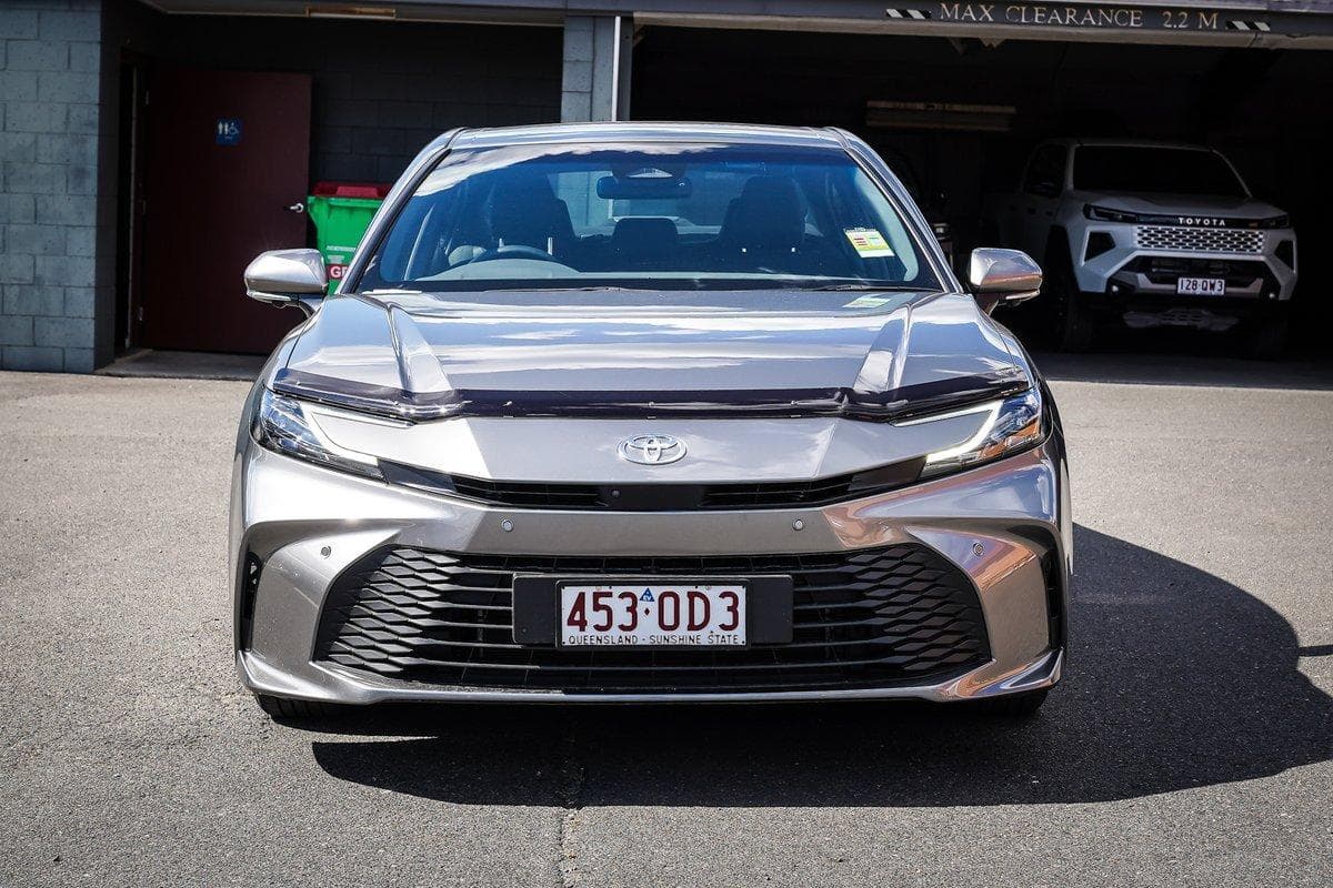 2025 Toyota Camry Ascent in Silver