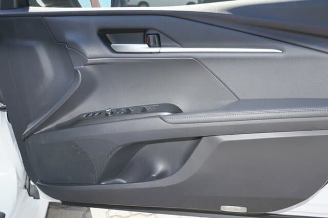 2025 Toyota Camry SL in White