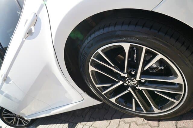 2025 Toyota Camry SL in White