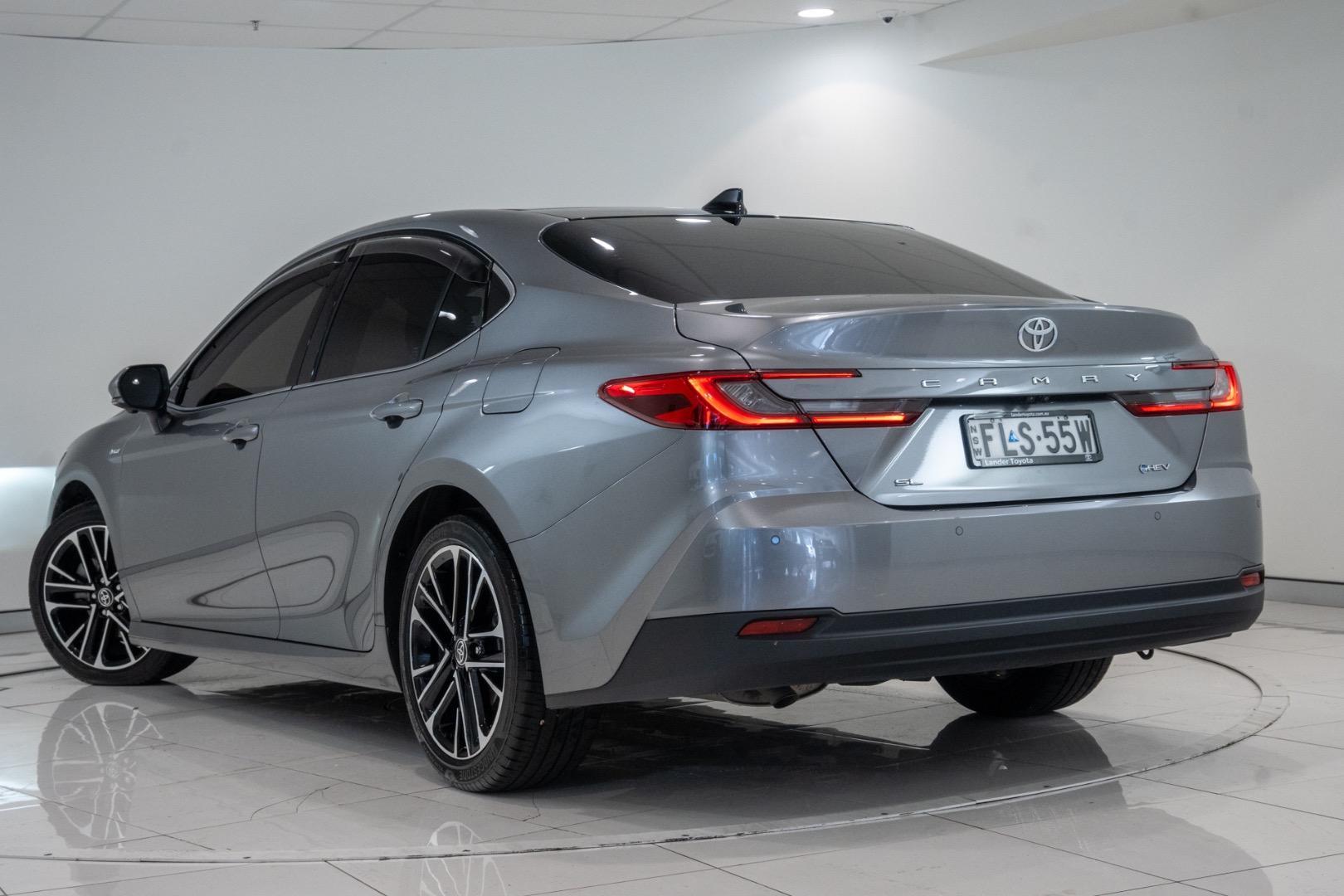 2024 Toyota Camry SL in Silver