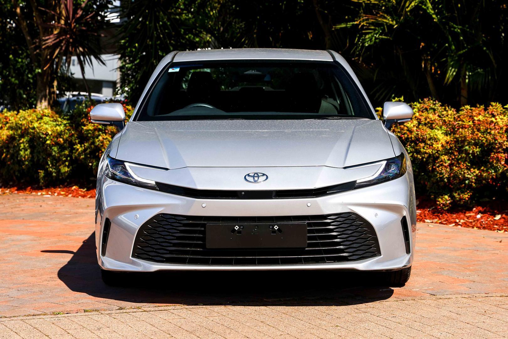 2024 Toyota Camry Ascent in Silver