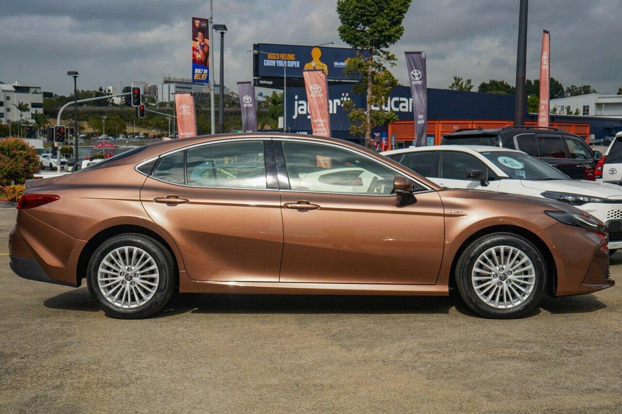 2025 Toyota Camry Ascent in Bronze
