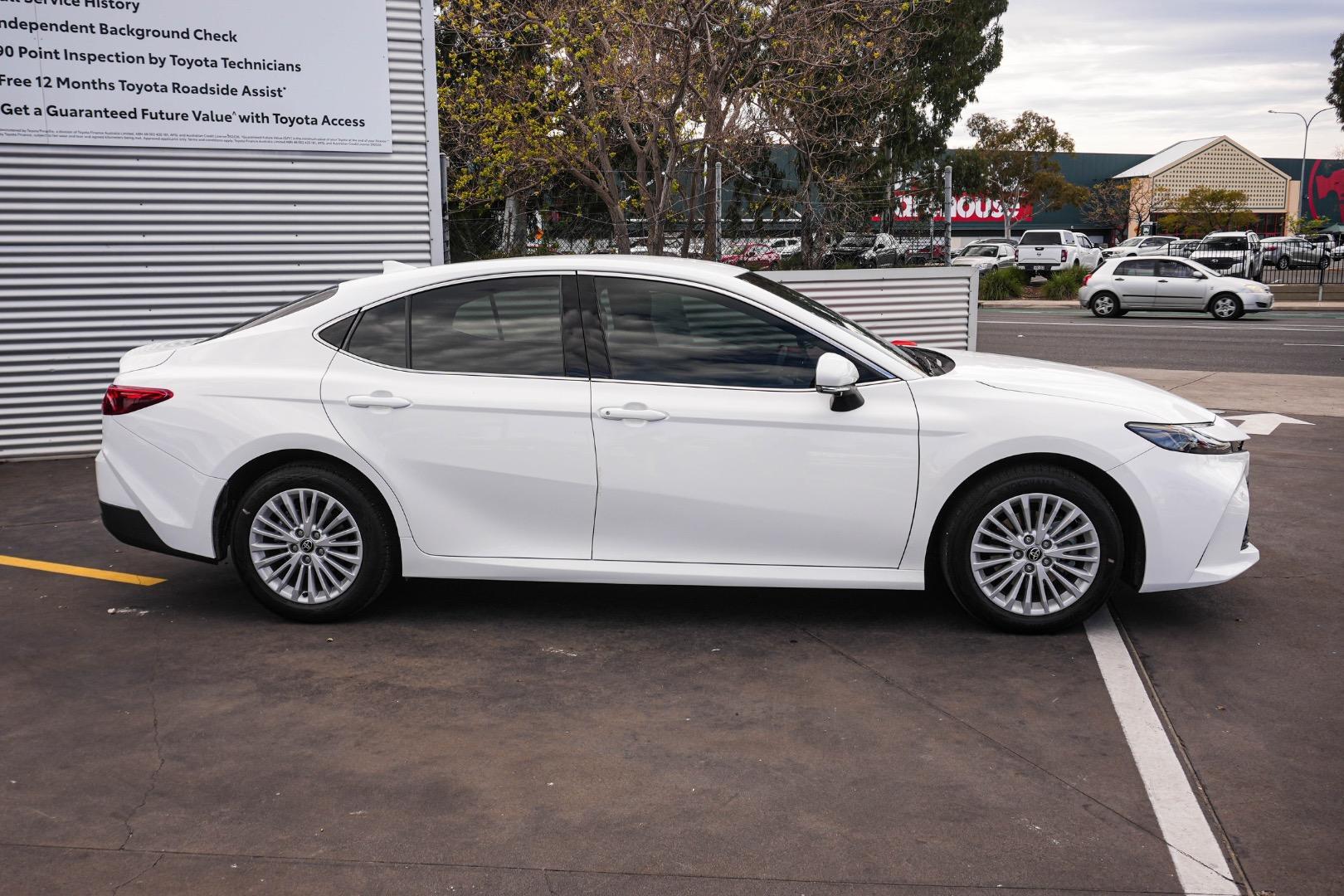 2025 Toyota Camry Ascent Sport in White