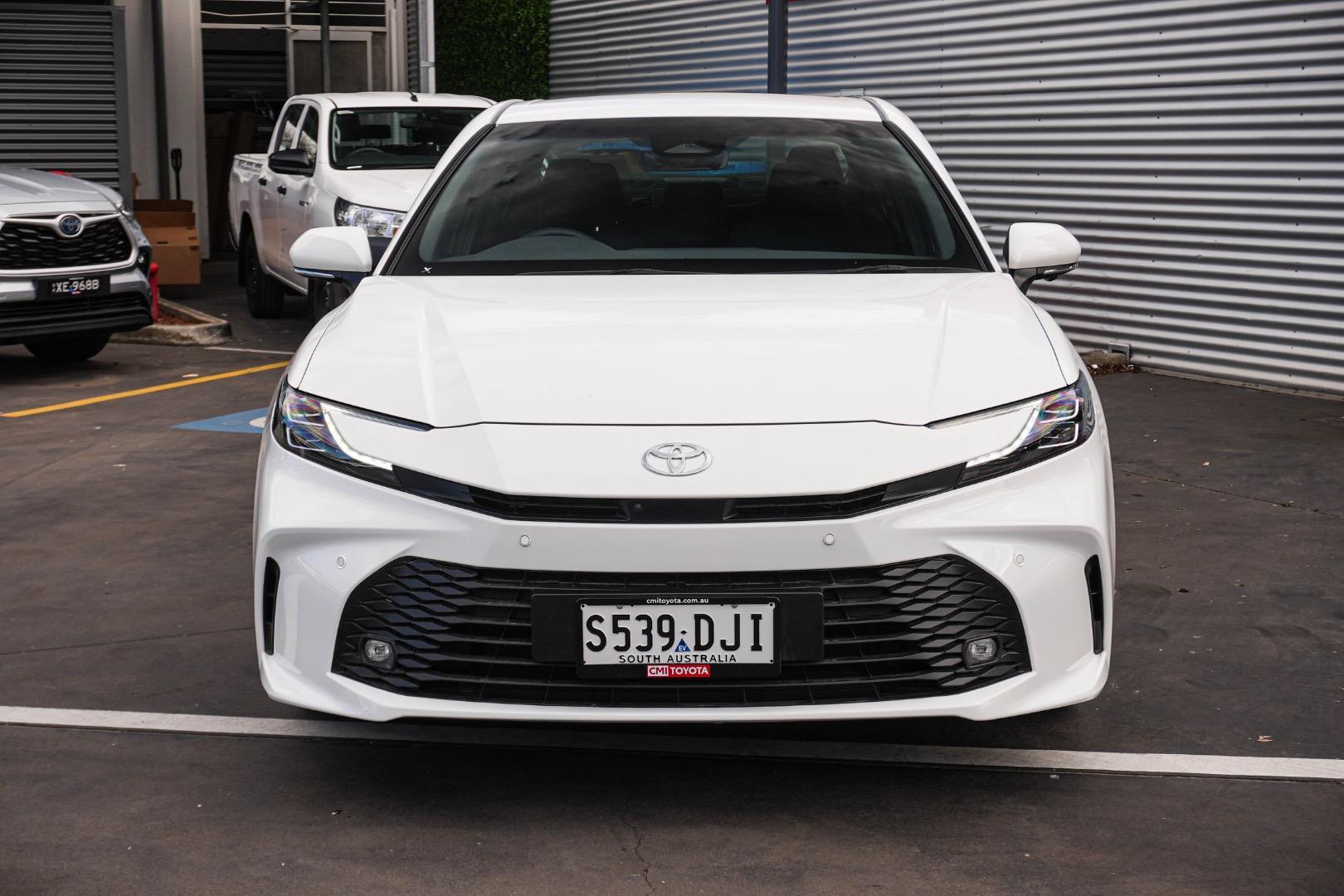2025 Toyota Camry Ascent Sport in White