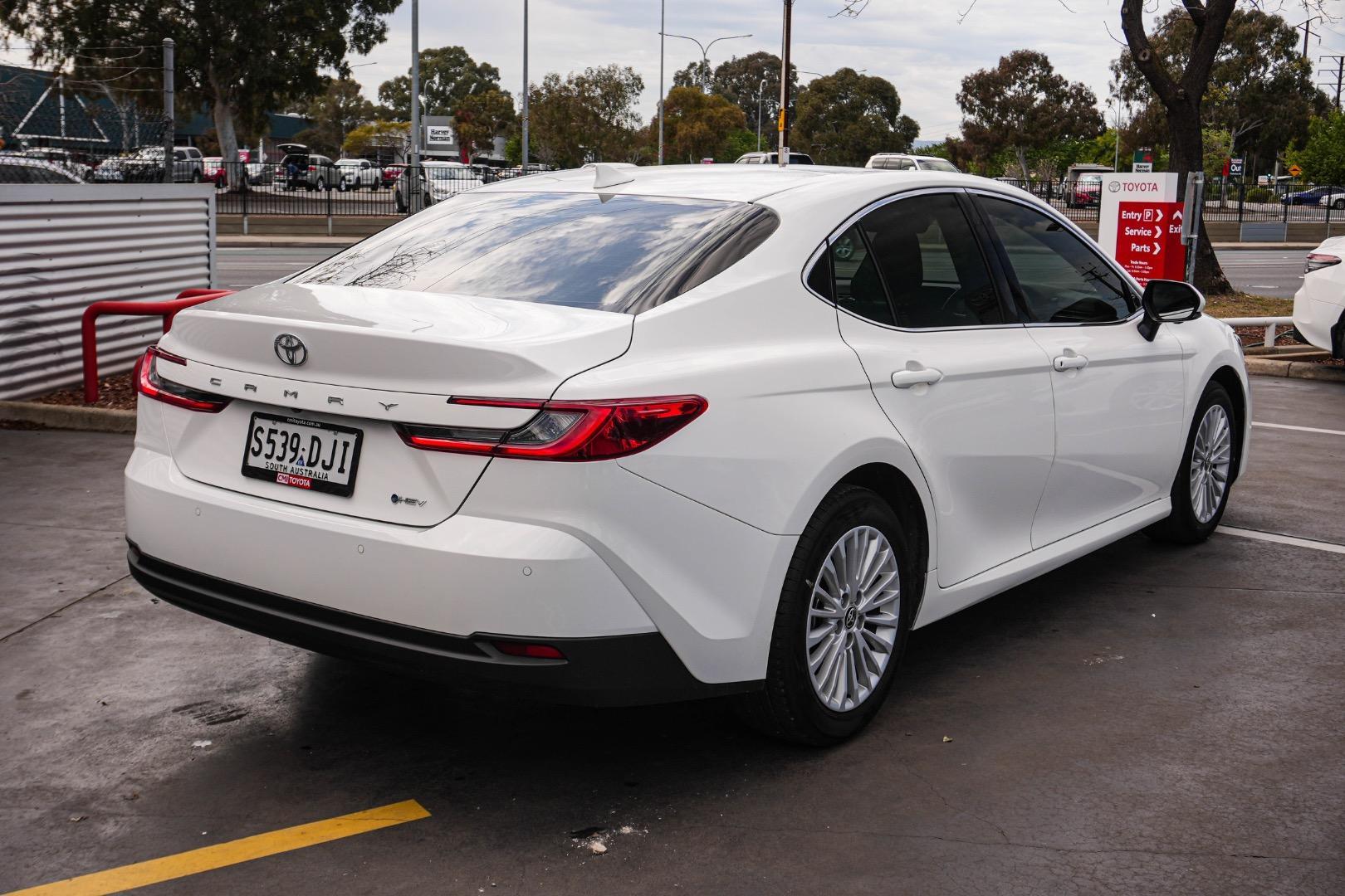 2025 Toyota Camry Ascent Sport in White
