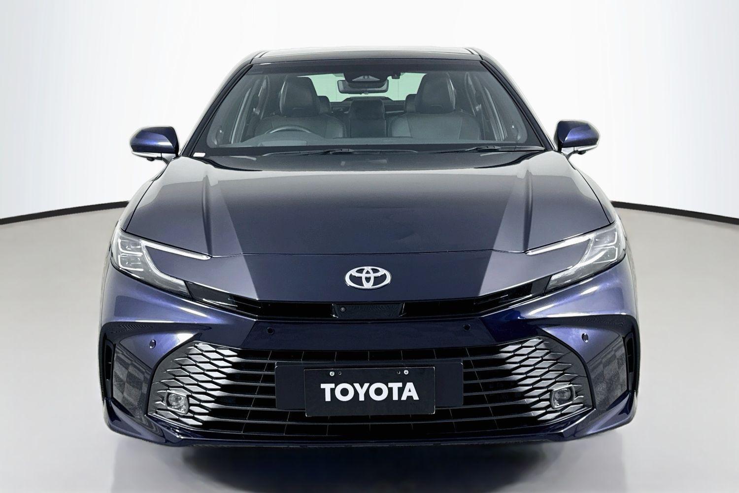 2024 Toyota Camry SL in Blue