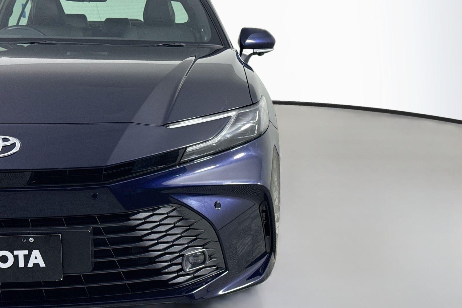 2024 Toyota Camry SL in Blue