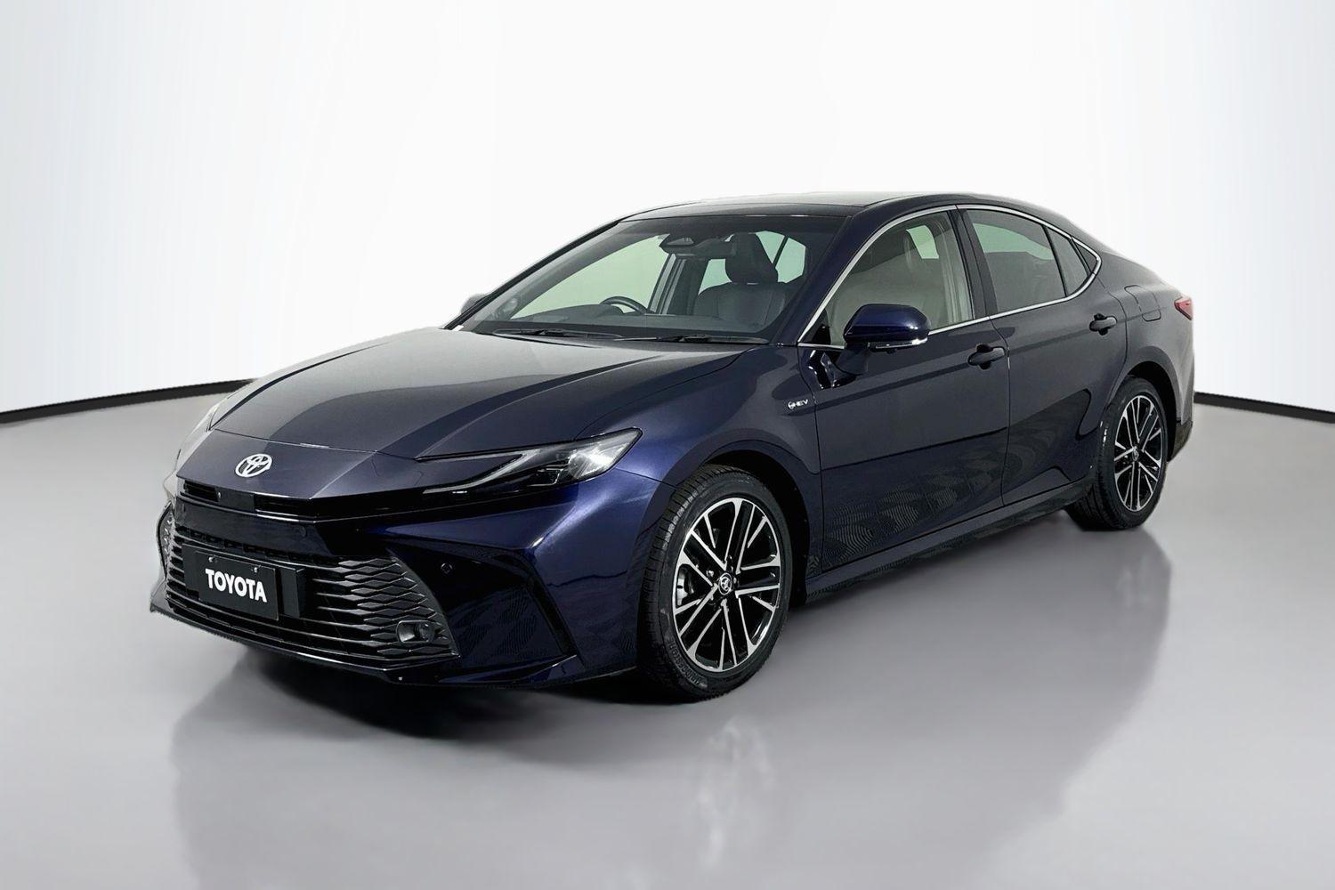2024 Toyota Camry SL in Blue