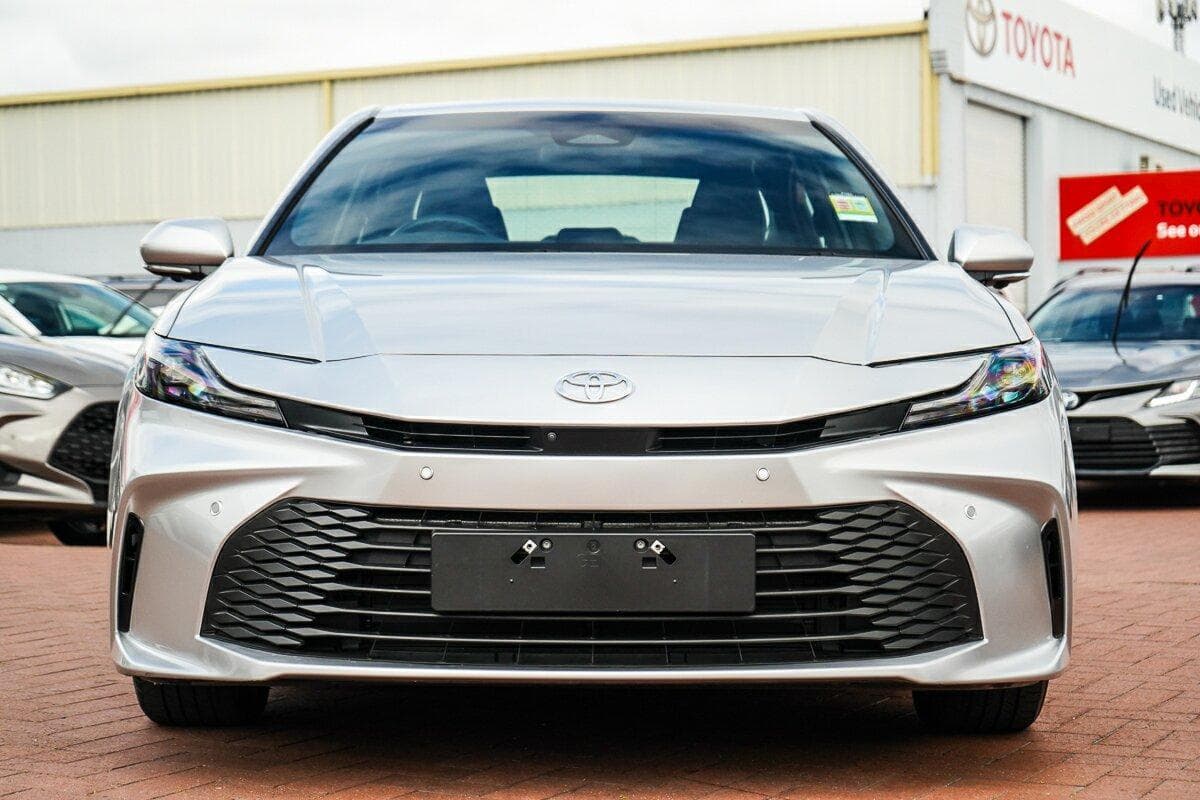 2025 Toyota Camry Ascent in Silver
