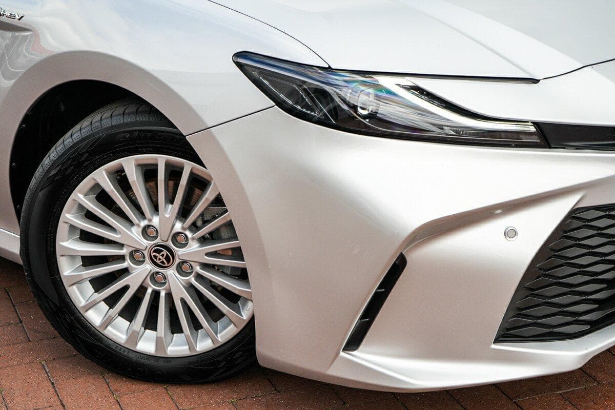 2025 Toyota Camry Ascent in Silver