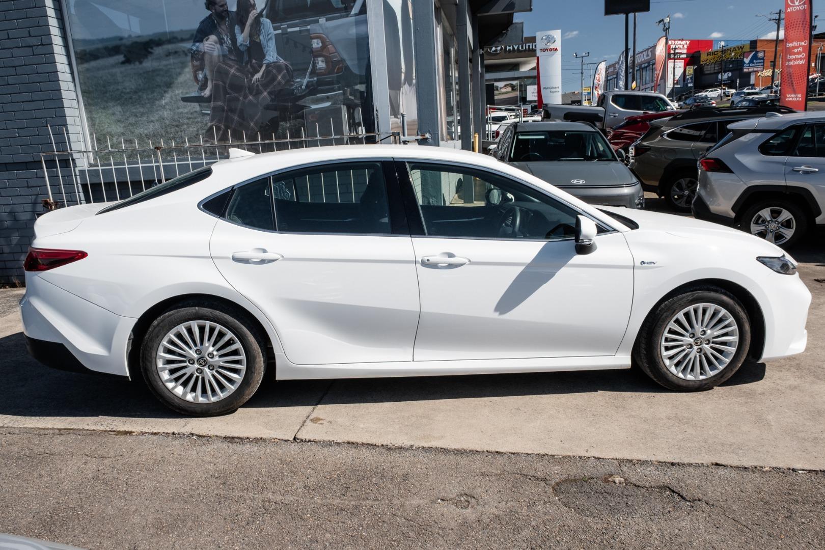 2025 Toyota Camry Ascent in White