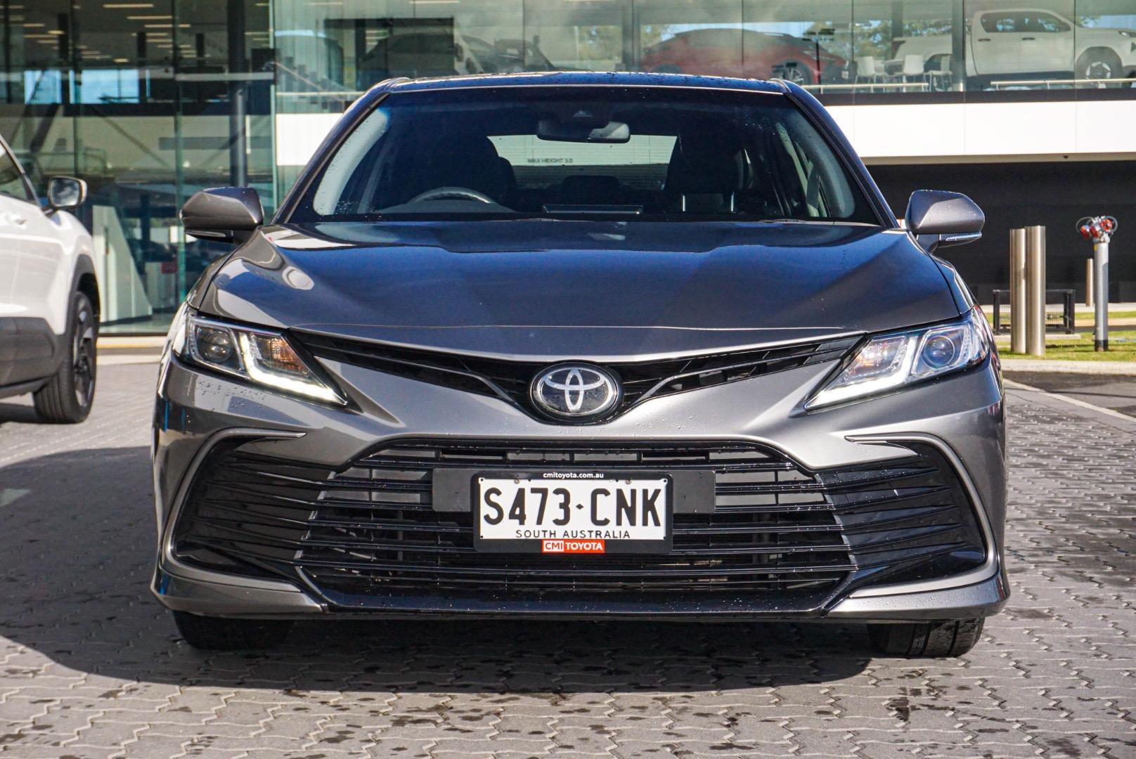 2021 Toyota Camry Ascent in Silver