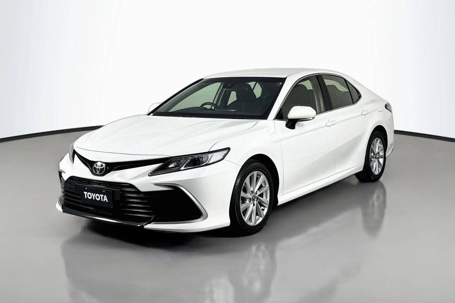 2021 Toyota Camry Ascent in White
