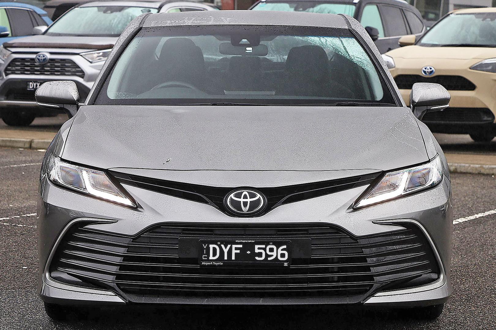2022 Toyota Camry Ascent in Silver