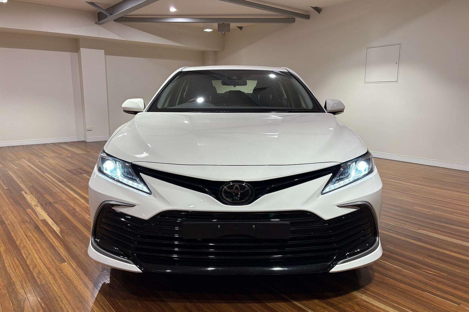 2024 Toyota Camry Ascent Sport in White