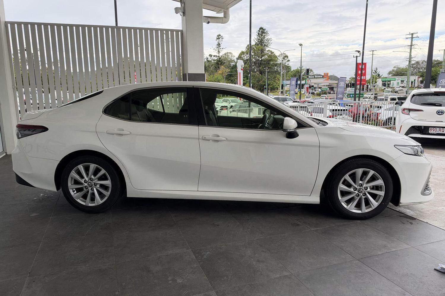 2021 Toyota Camry Ascent in White