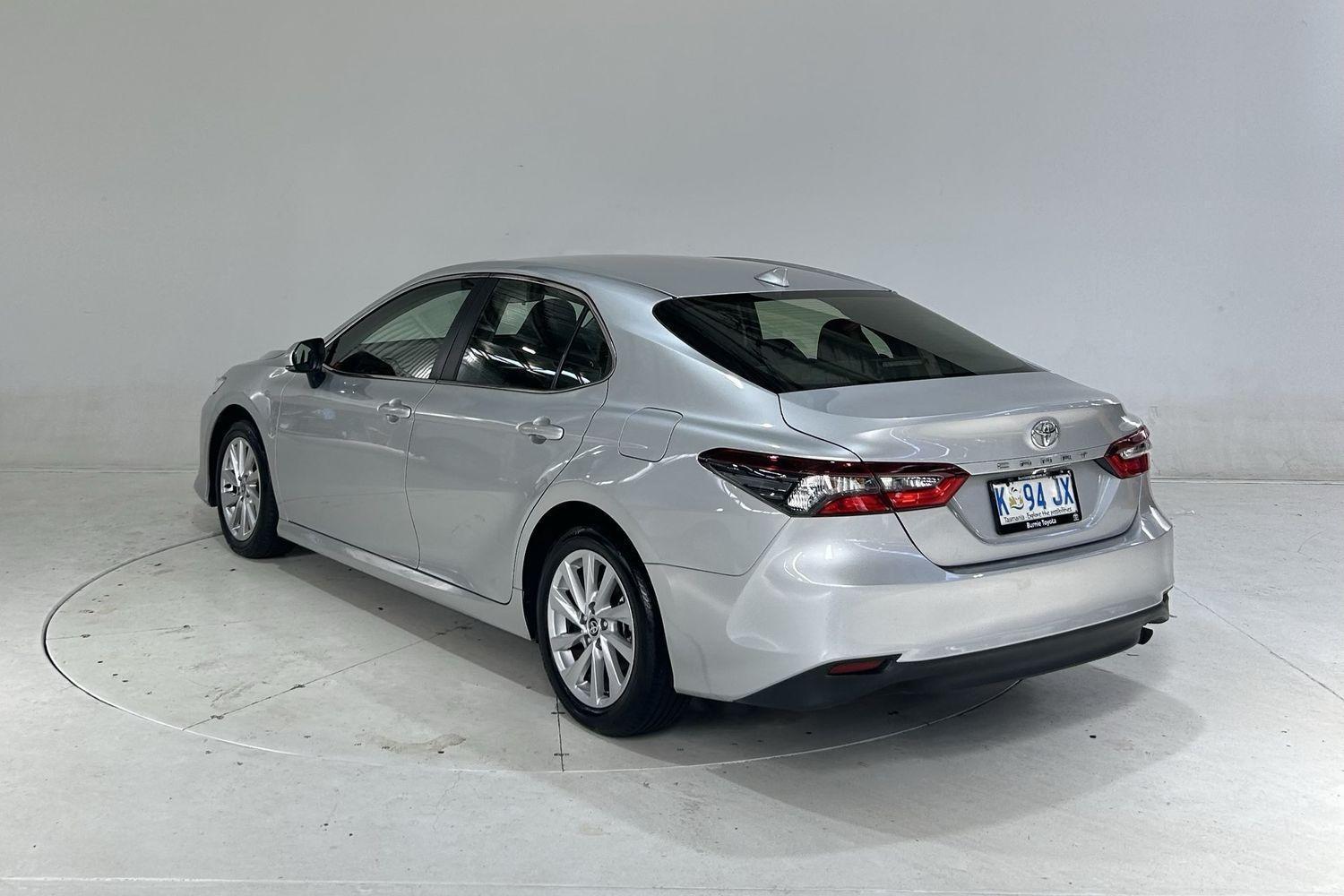 2022 Toyota Camry Ascent in Silver