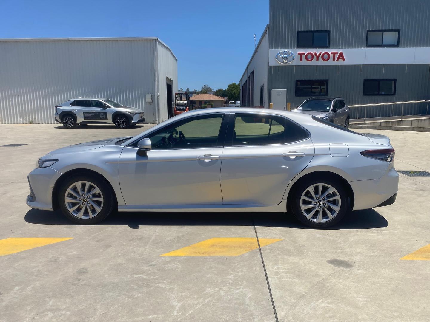 2022 Toyota Camry Ascent in Silver