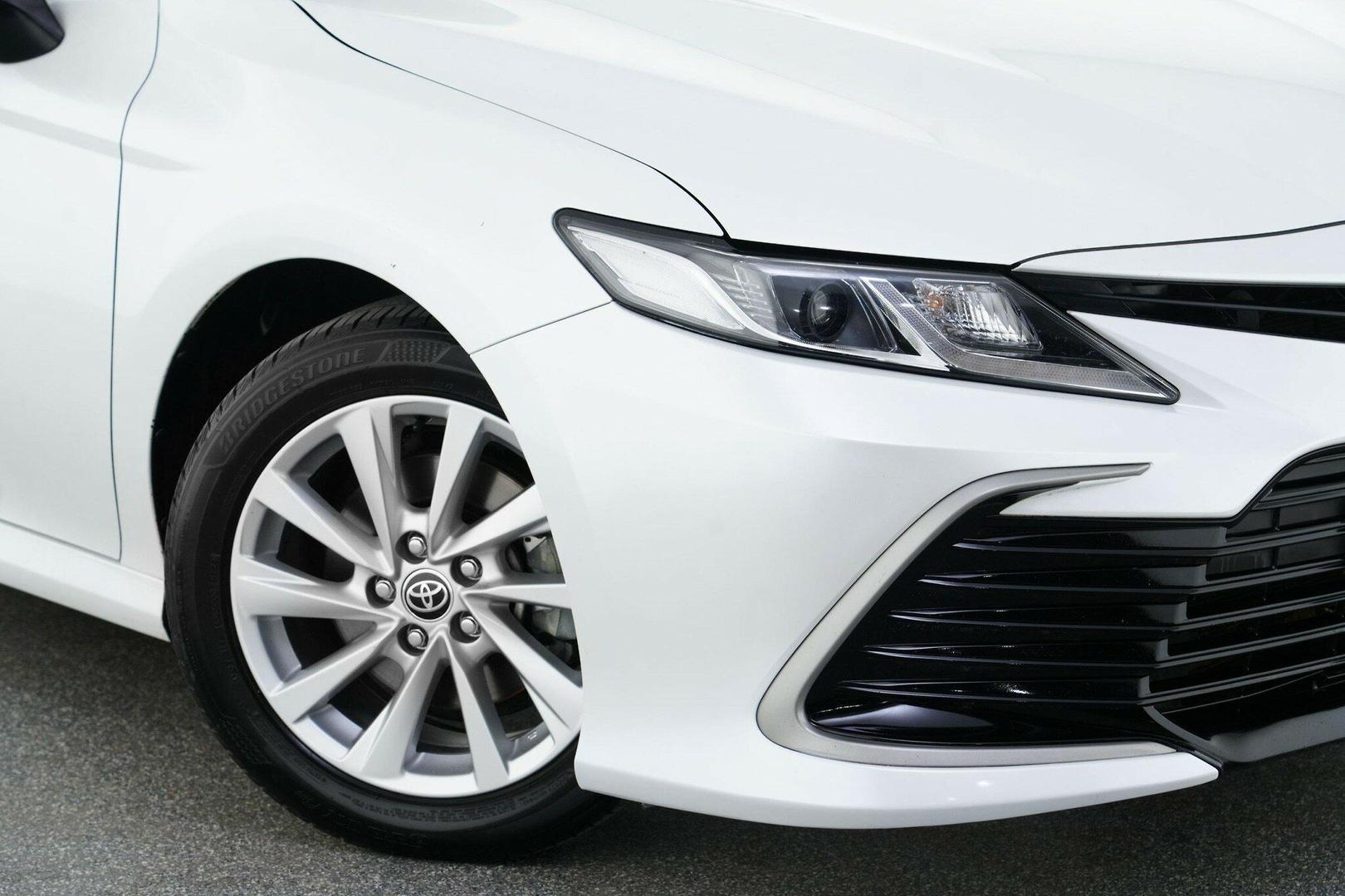2022 Toyota Camry Ascent in White