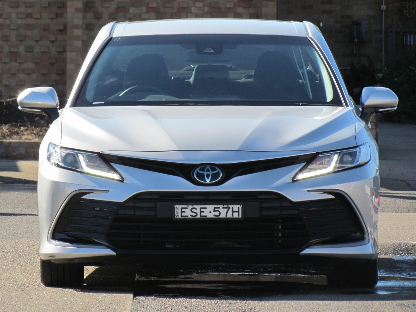 2021 Toyota Camry Ascent in Silver