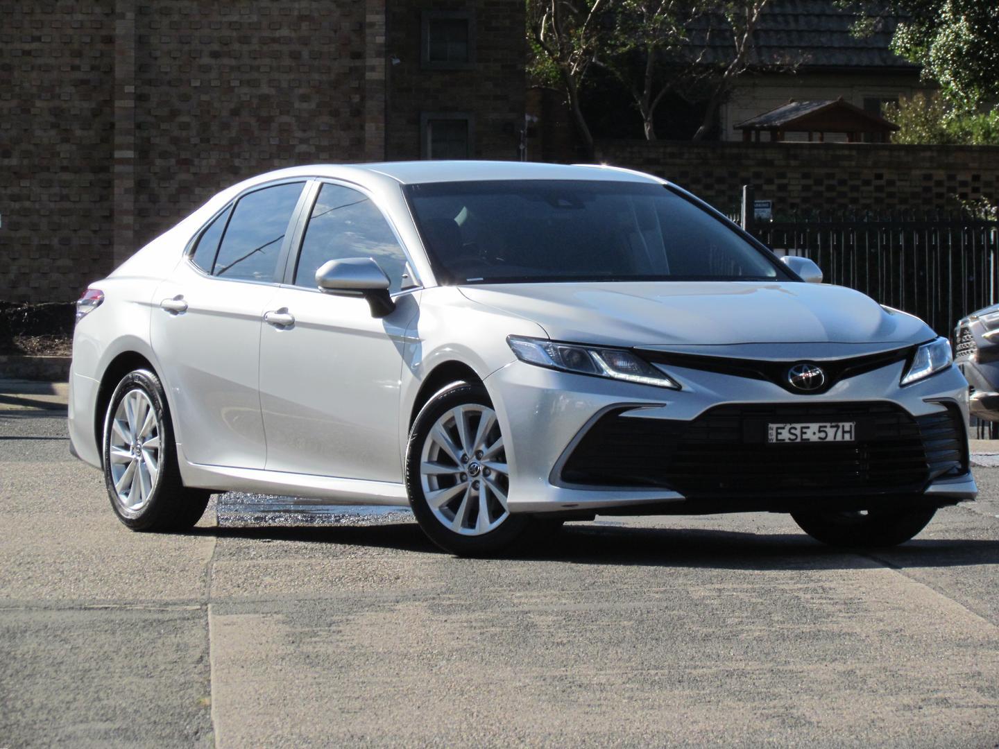 2021 Toyota Camry Ascent in Silver