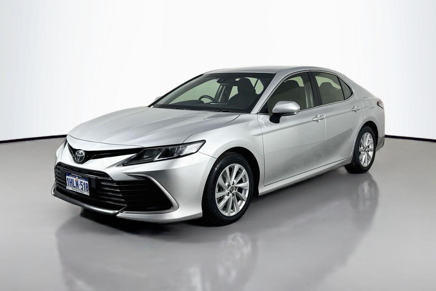 2021 Toyota Camry Ascent in Silver