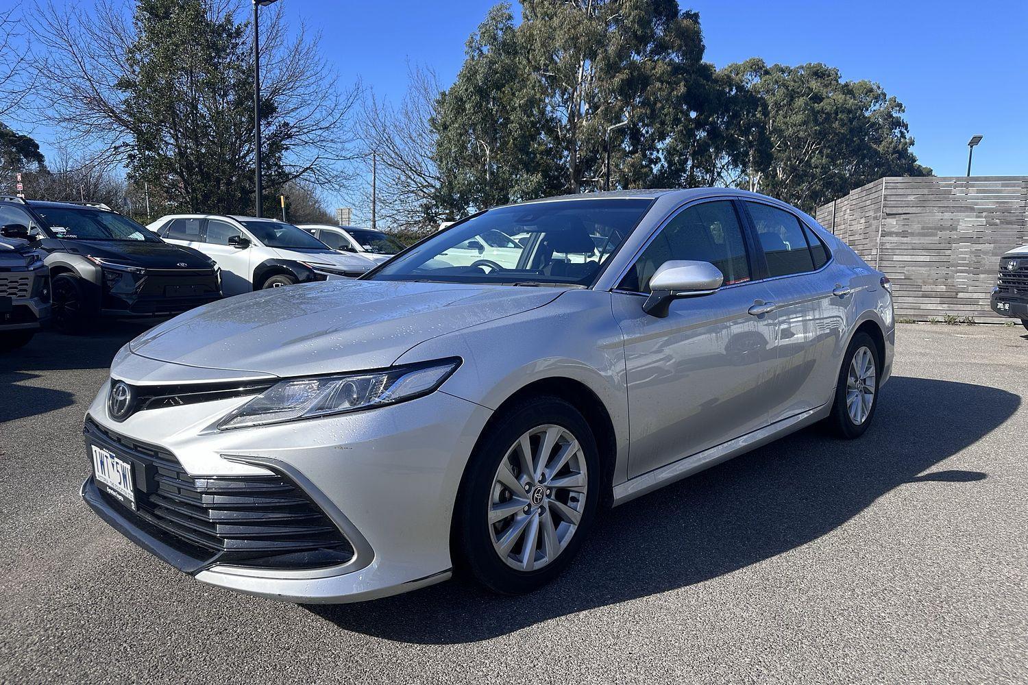 2022 Toyota Camry Ascent in Silver
