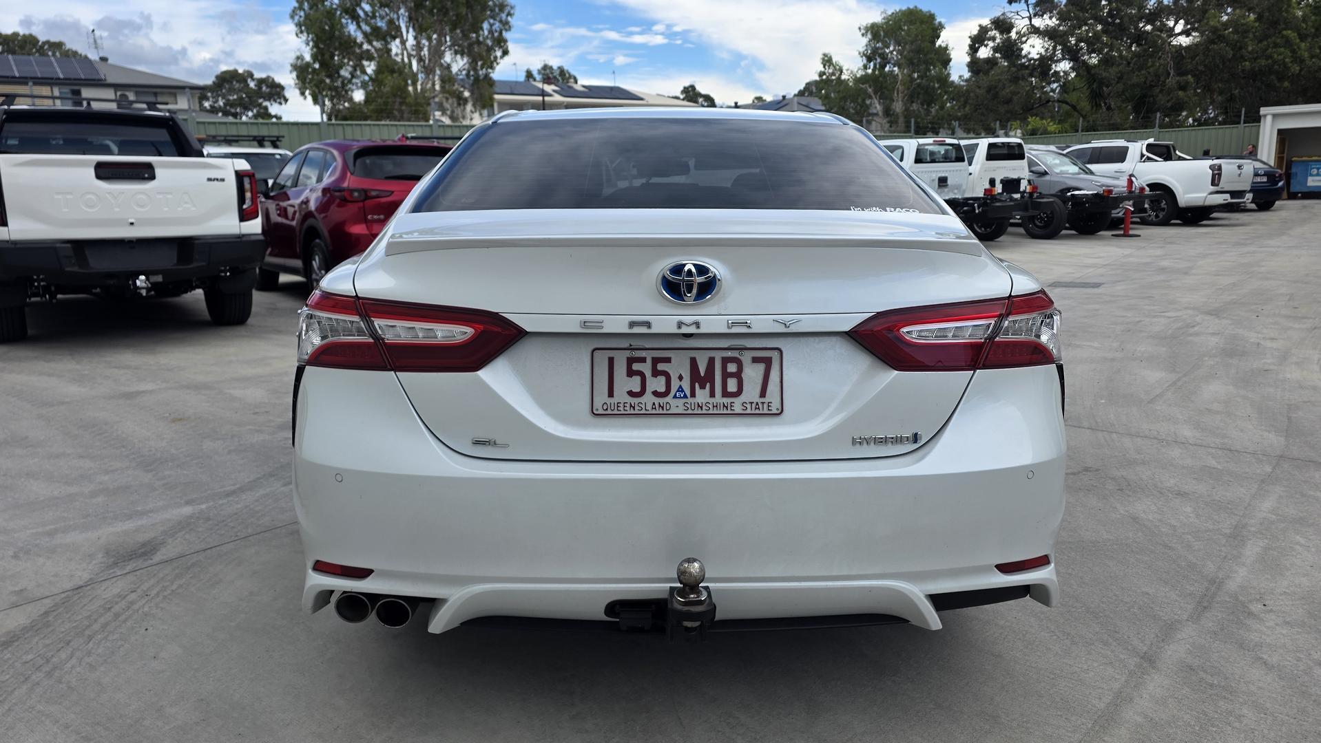 2020 Toyota Camry SL in White