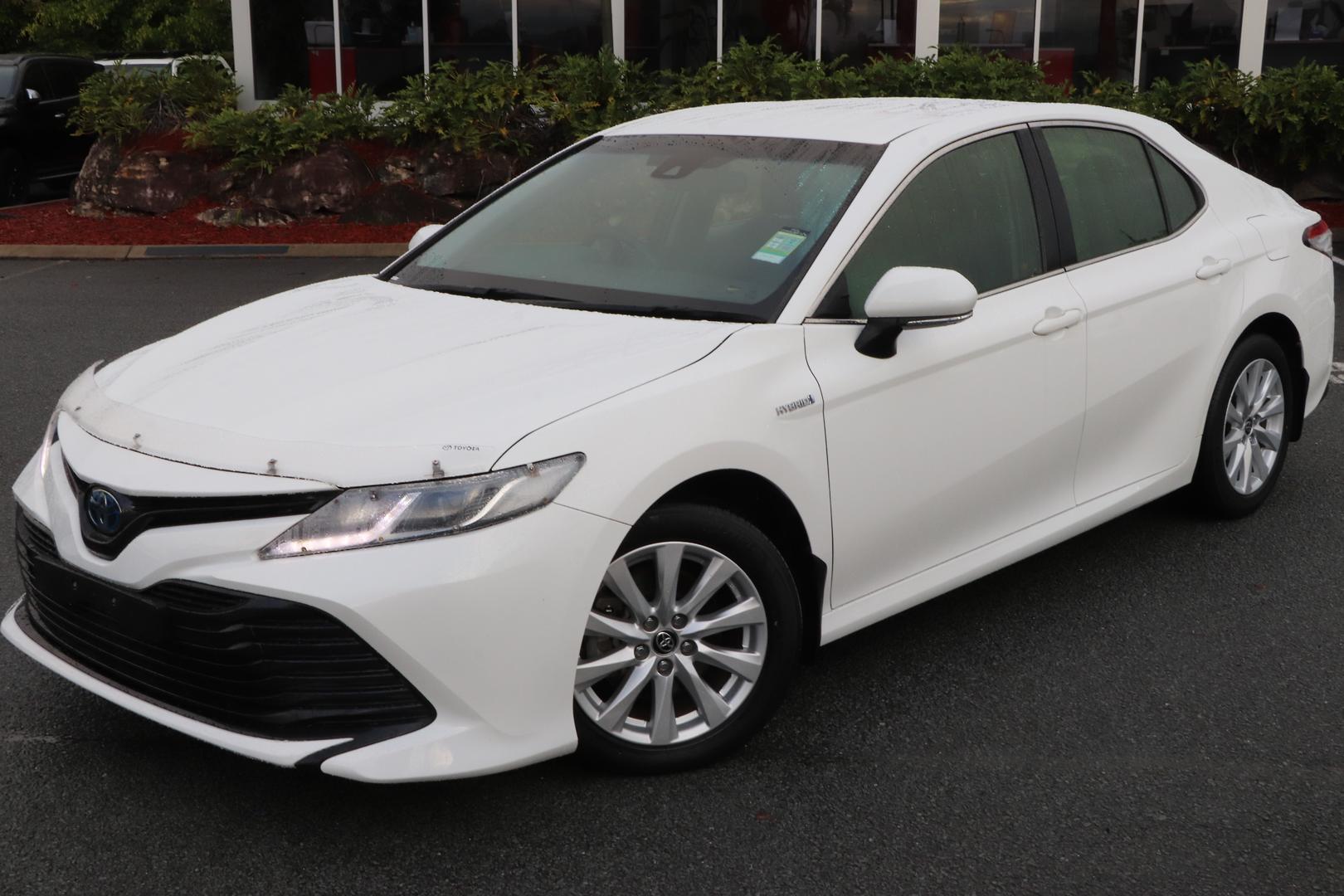 2020 Toyota Camry Ascent in White
