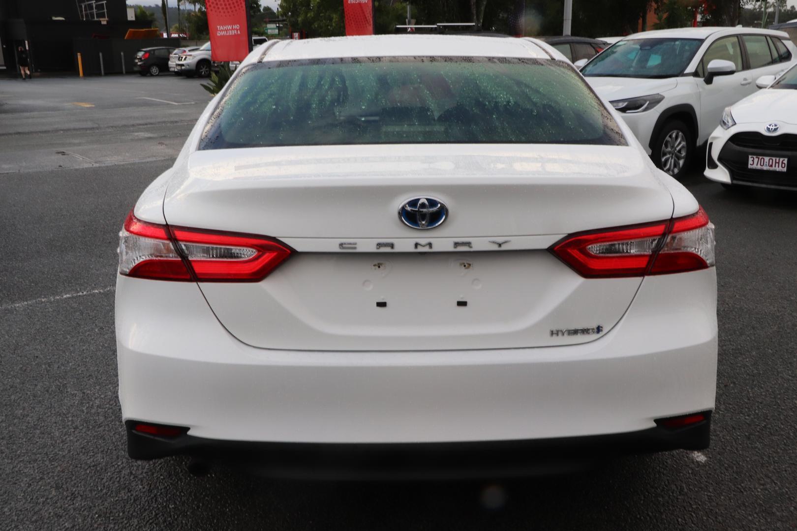 2020 Toyota Camry Ascent in White