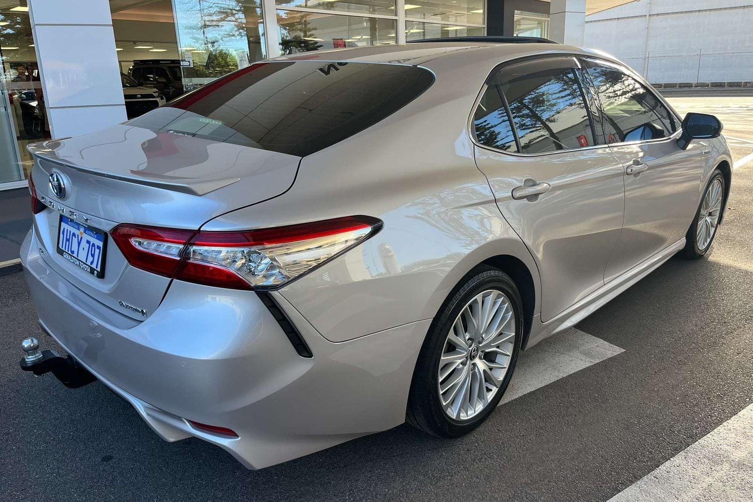 2020 Toyota Camry SL in Beige
