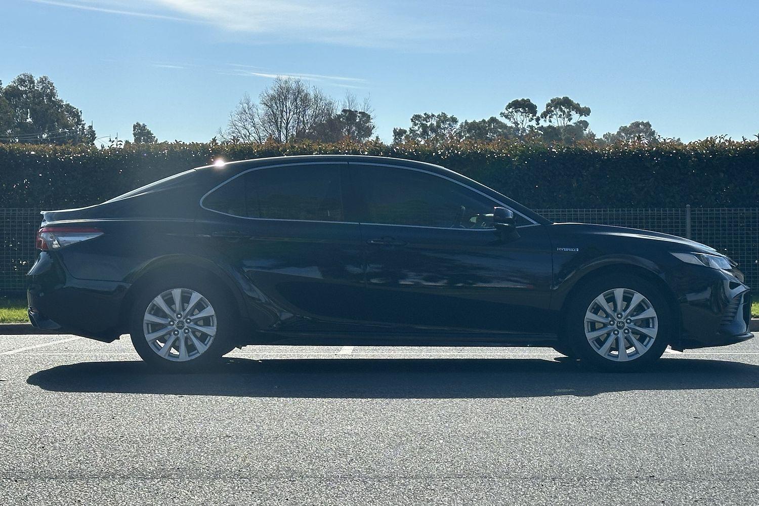 2019 Toyota Camry Ascent Sport in Black
