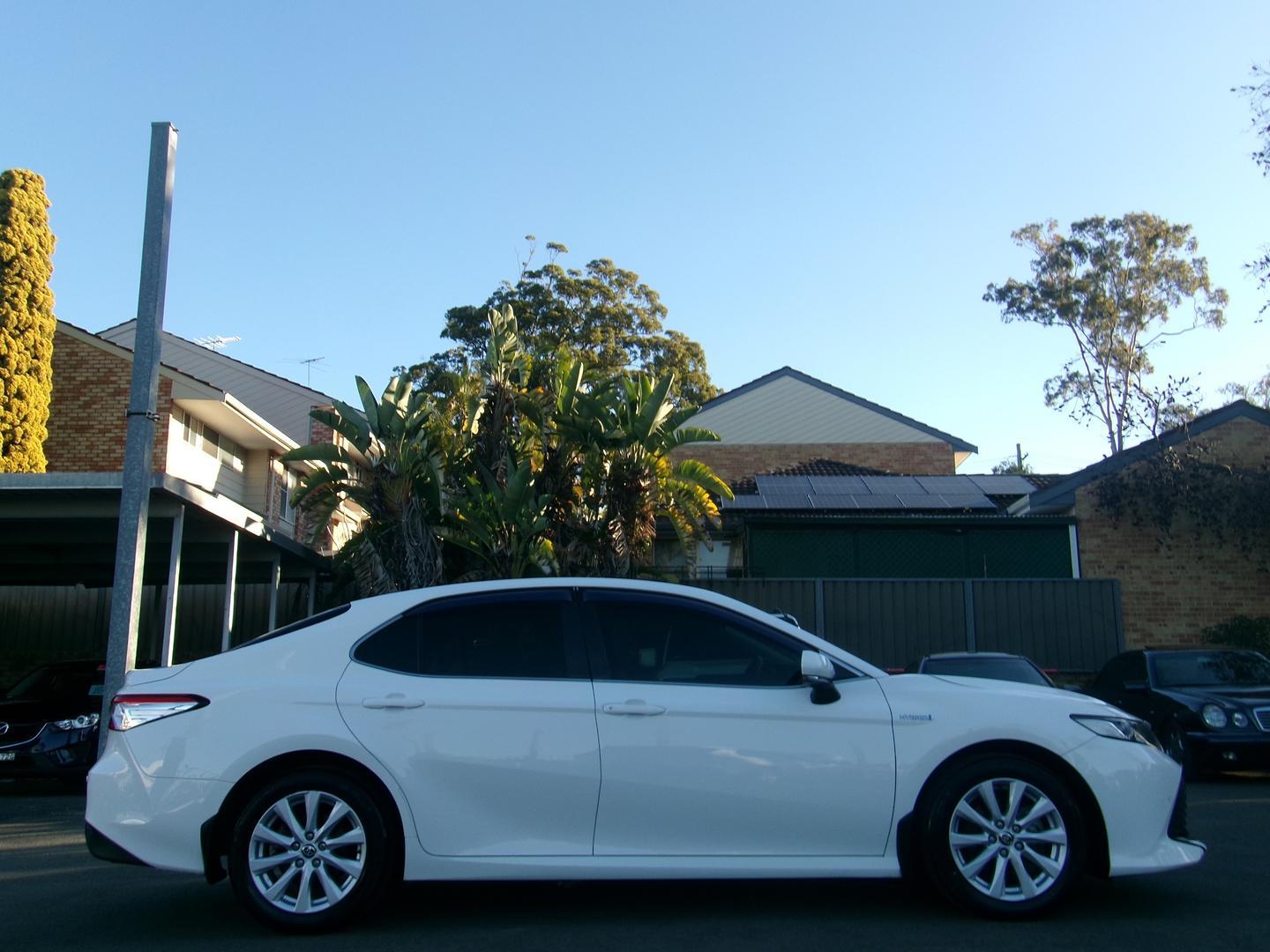 2020 Toyota Camry Ascent in White