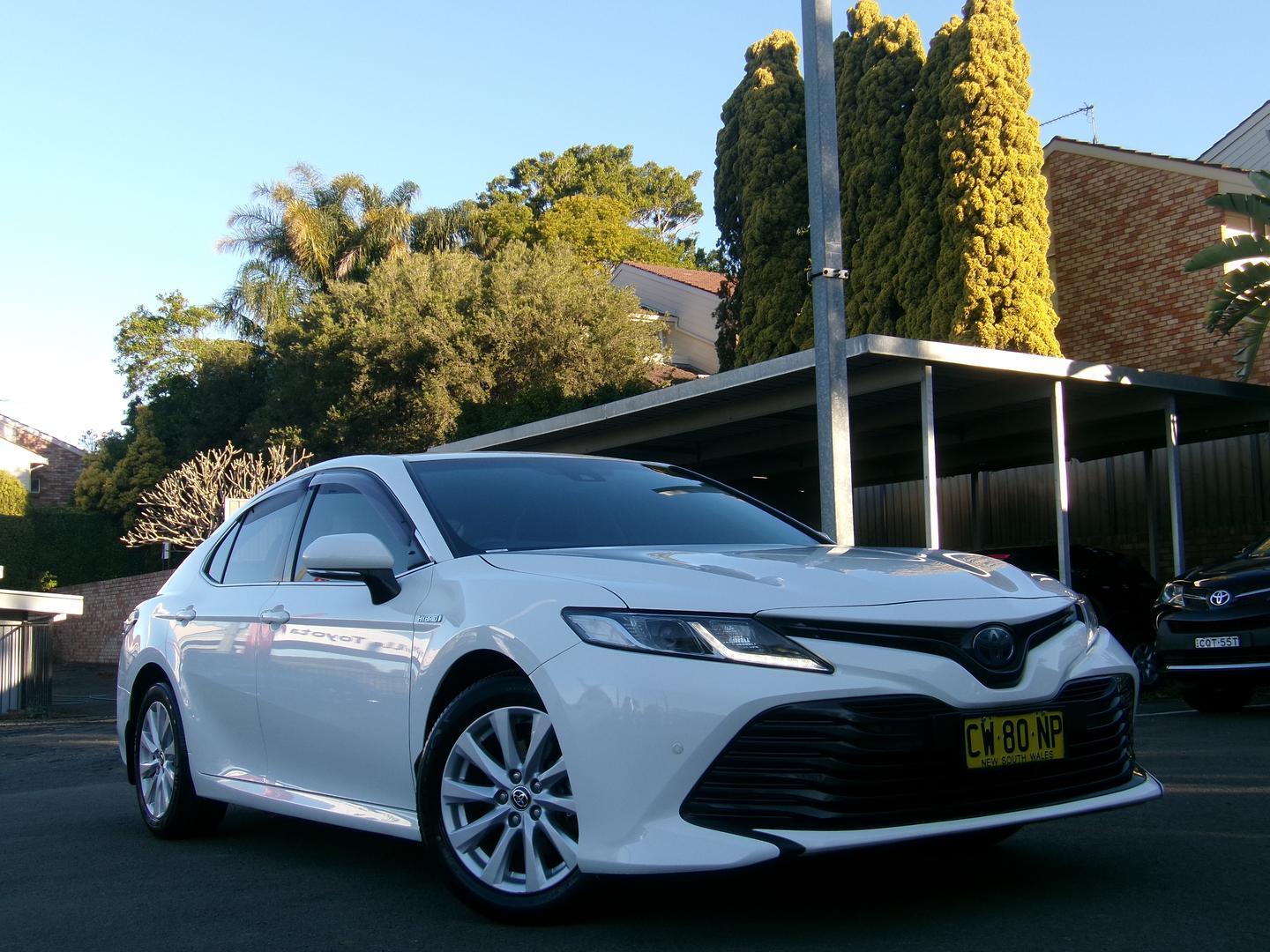2020 Toyota Camry Ascent in White
