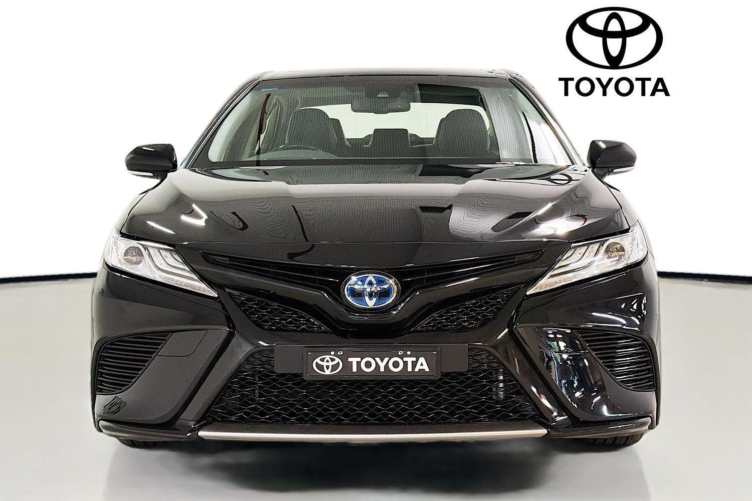 2020 Toyota Camry SL in Black