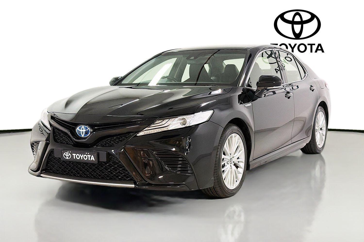 2020 Toyota Camry SL in Black