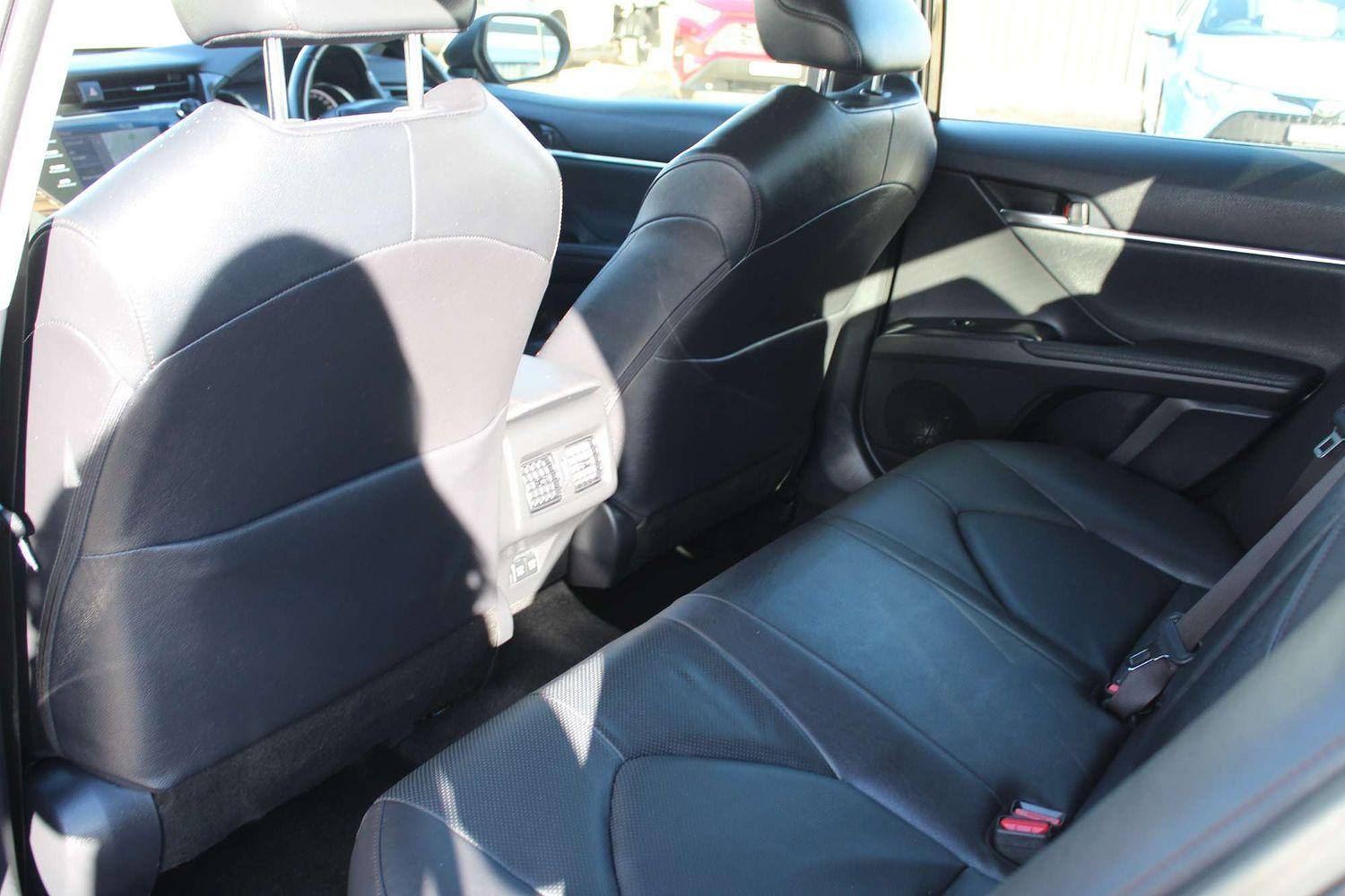 2020 Toyota Camry SL in Black