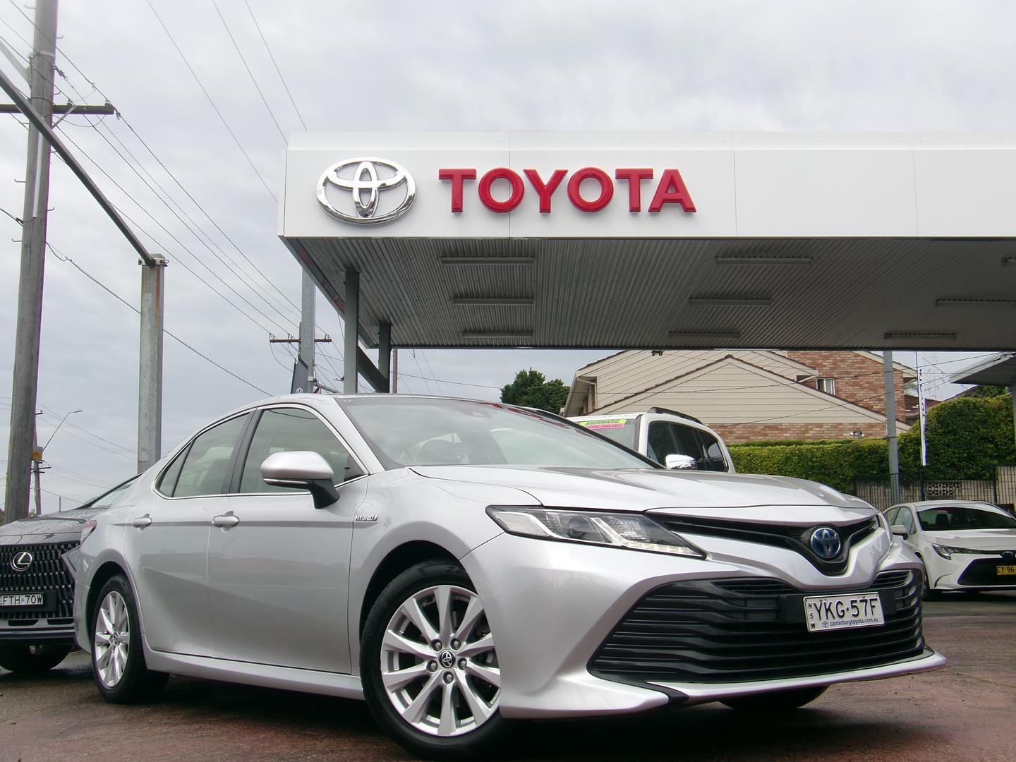 2020 Toyota Camry Ascent in Silver