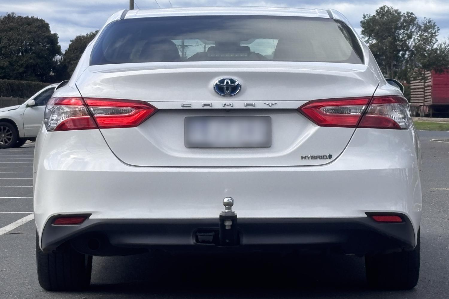 2019 Toyota Camry Ascent in White