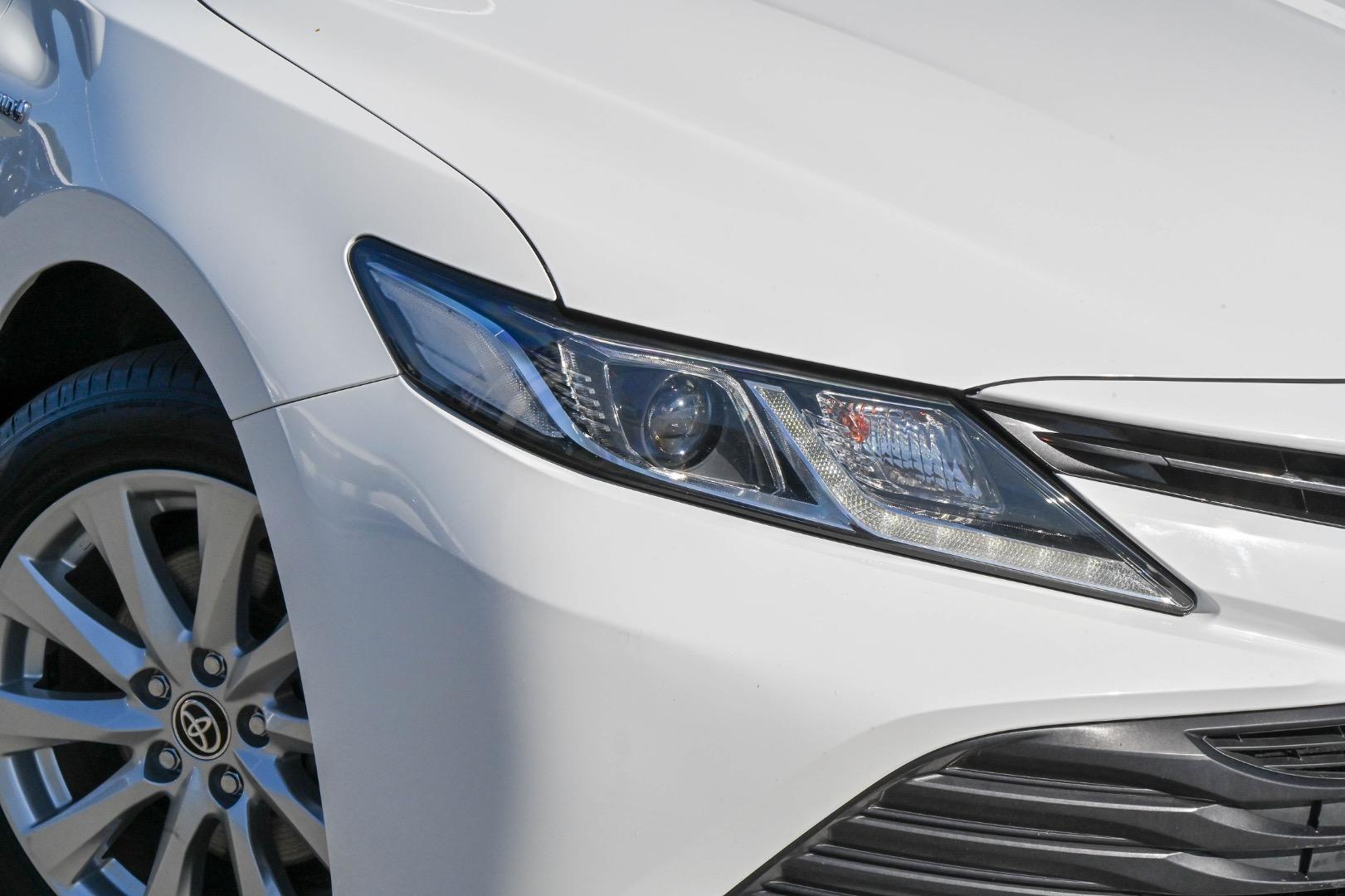 2020 Toyota Camry Ascent in White