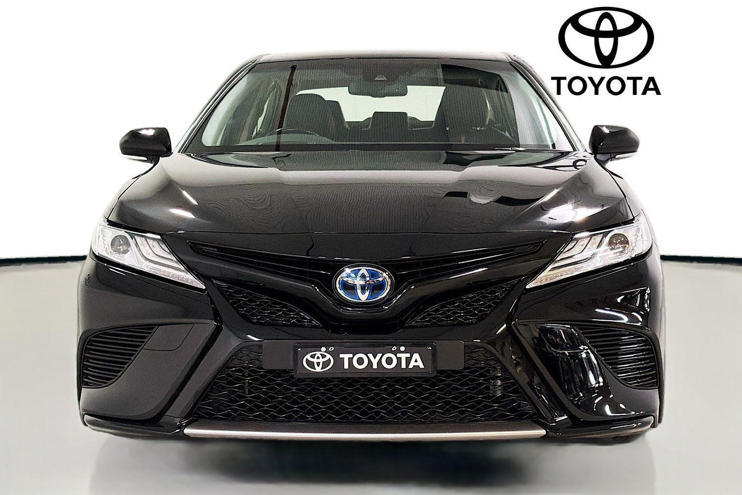 2020 Toyota Camry SL in Black
