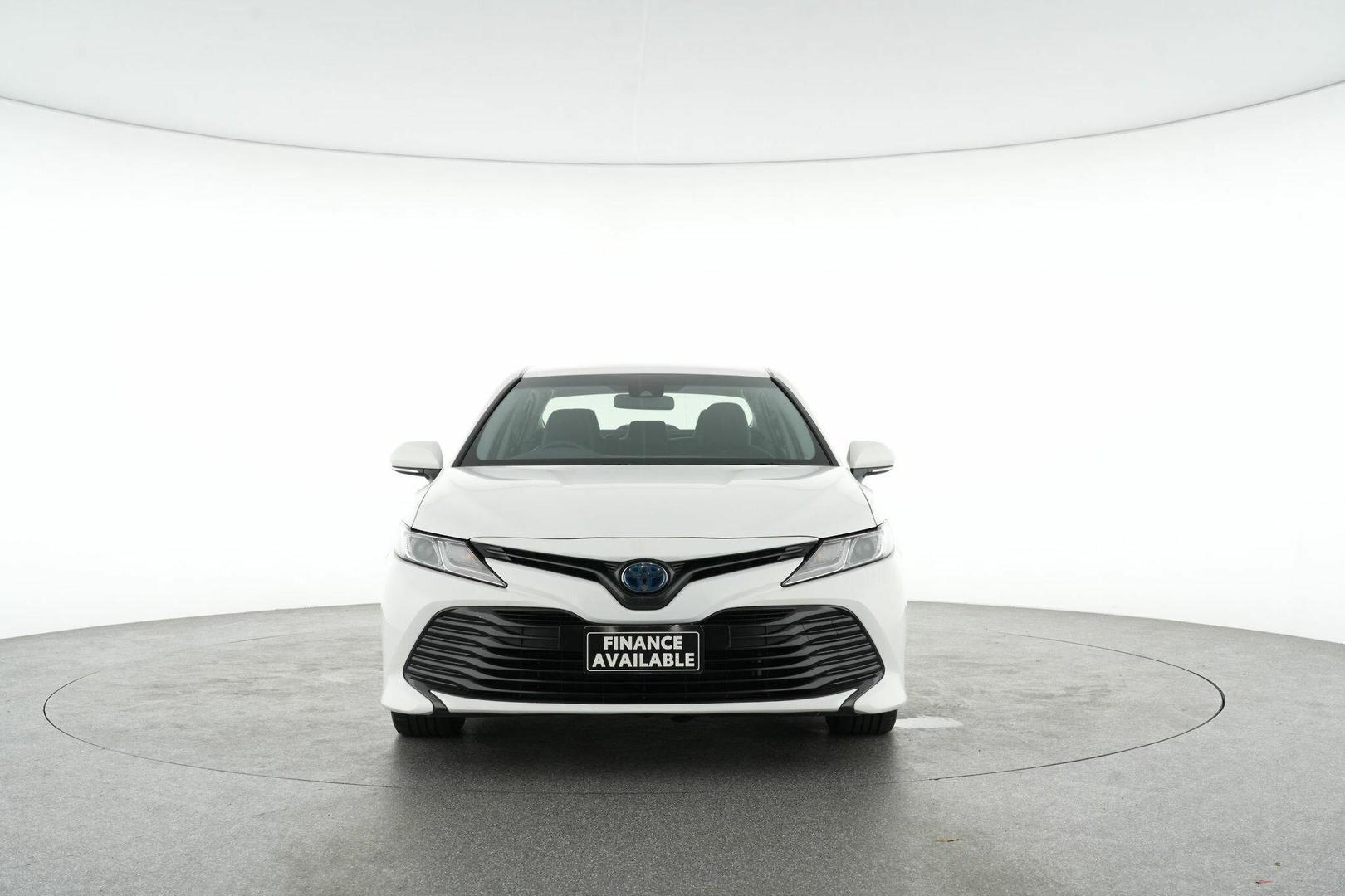2020 Toyota Camry Ascent in White