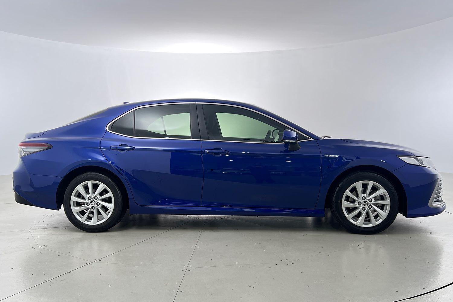 2021 Toyota Camry Ascent in Blue