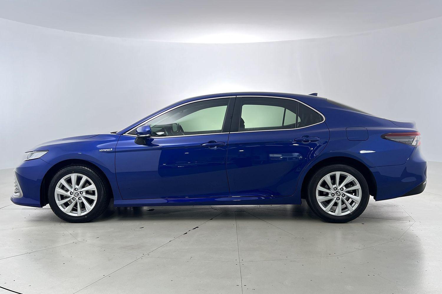 2021 Toyota Camry Ascent in Blue
