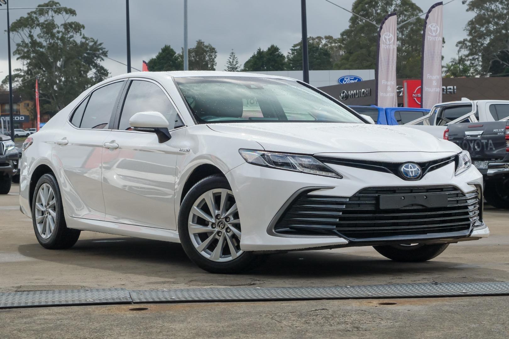 2022 Toyota Camry Ascent in White