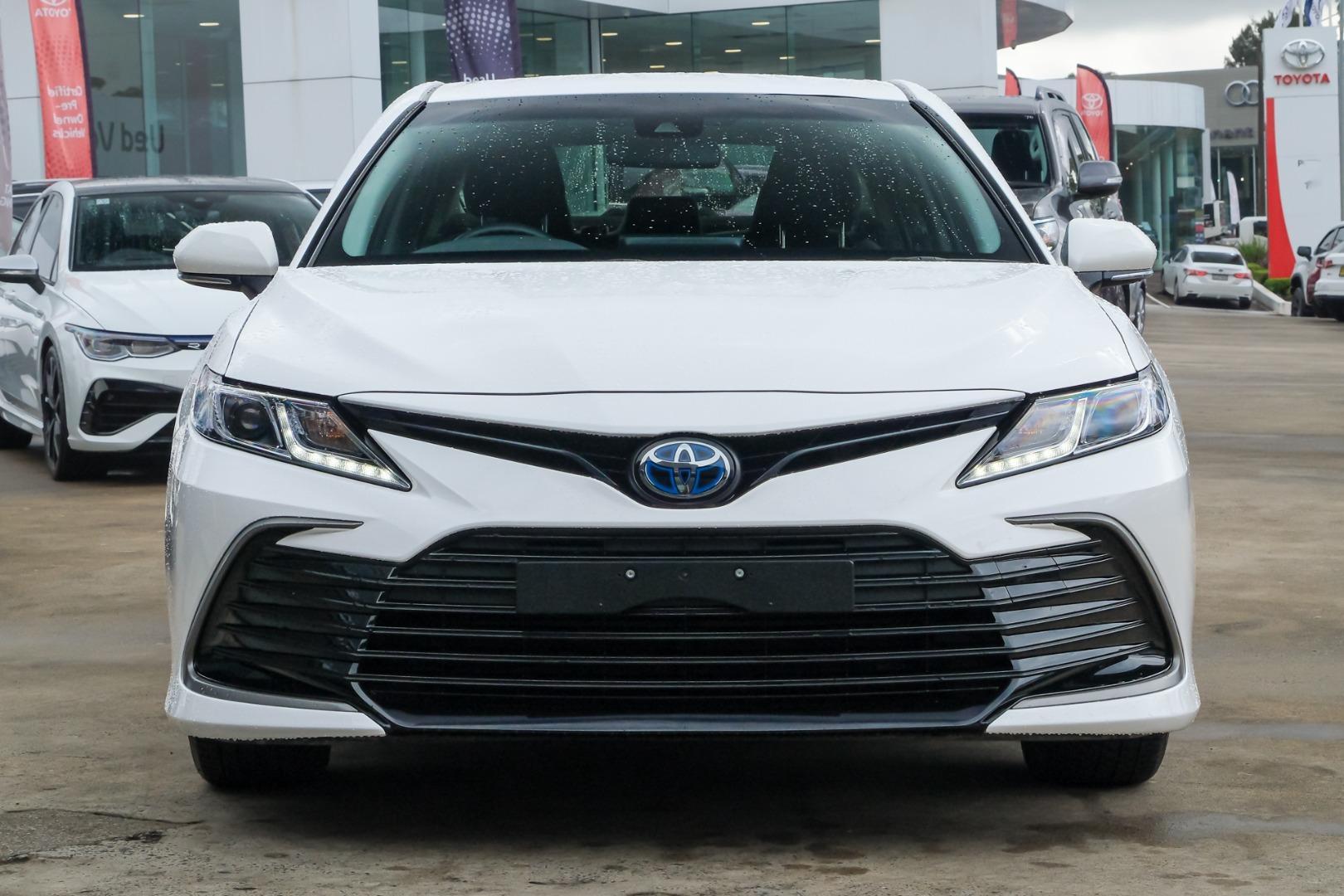 2022 Toyota Camry Ascent in White
